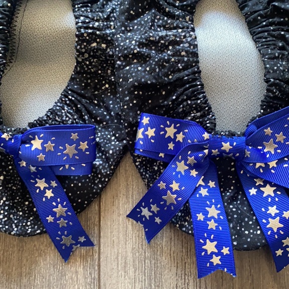 CHEER ATHLETICS MATCHING COLORS CHEER SHOE COVERS - Picture 7 of 7